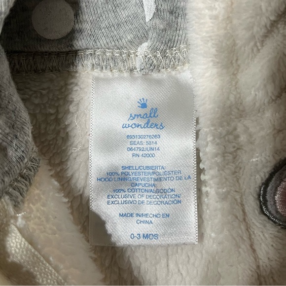 Small wonders 2 piece fleece hoodie and pants set, size 0-3 months - Picture 5 of 7